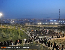 بوستان‌های مادر و کودک نشان از تبعیض بین زن و مرد ندارد